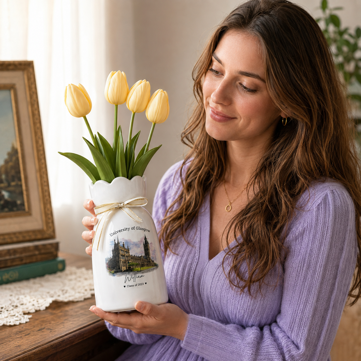 Custom University Vase – Personalized College Graduation Gift, Class of 2026 Keepsake