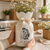 Custom Line Portrait Flower Vase – Personalized Ceramic Couple Photo Vase