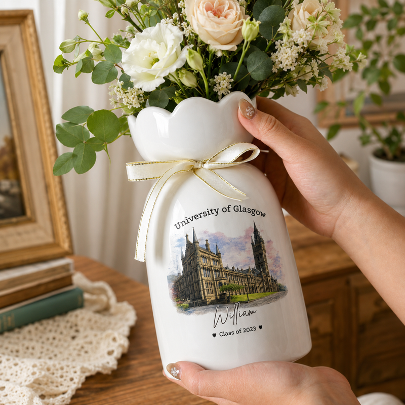 Custom University Vase – Personalized College Graduation Gift, Class of 2026 Keepsake