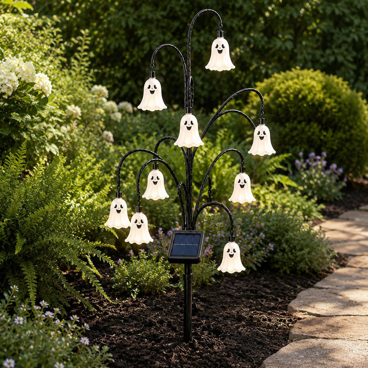 Halloween Ghost Tree Stake Light – Solar Powered Yard Path Lighting, Whimsical Porch & Lawn Holiday Ornament
